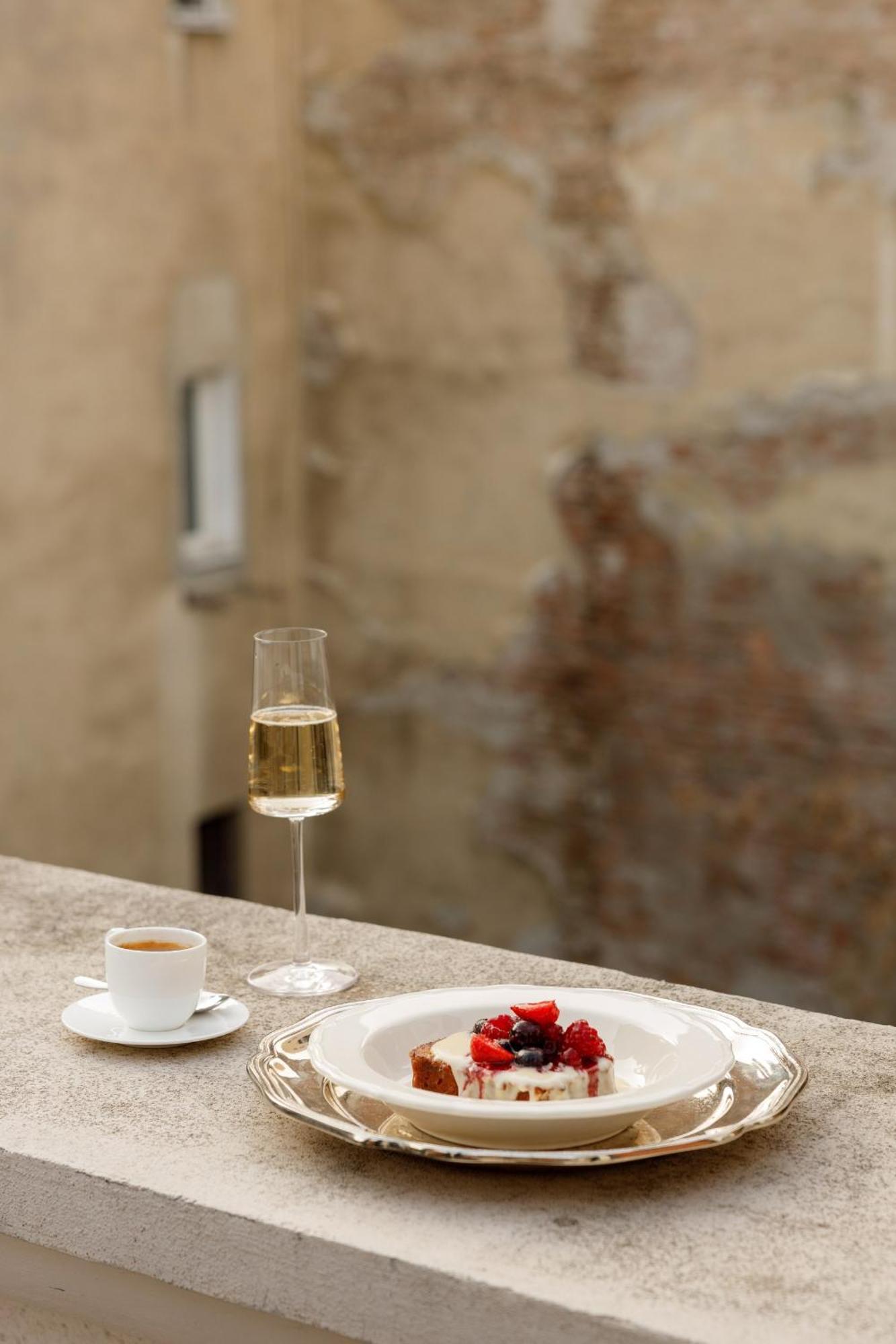 Pavilion Boutique Hotel